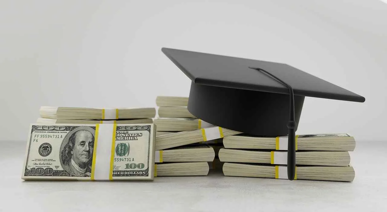 Disadvantages of Online Loans