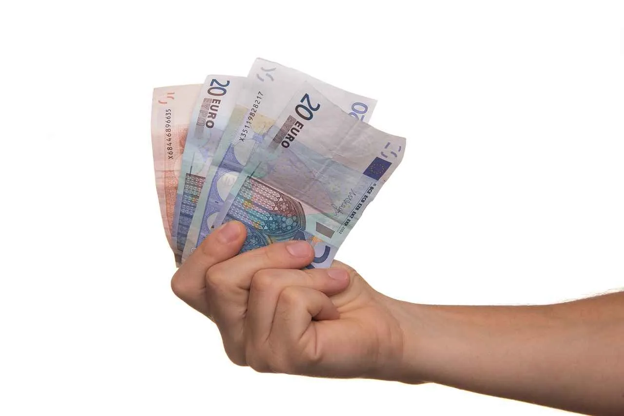 Comparing Lenders for Personal Loans