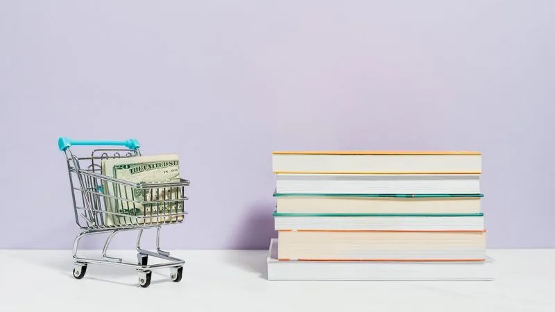 From Zero to Financial Wisdom: How to Master Money Lessons Like a Scholar
