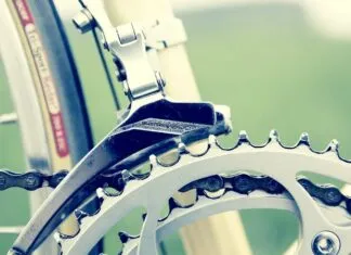 Gear Up for Safer Rides: The 5 Must-Have Cameras for Cyclists in 2024 Gear Up for Safer Rides