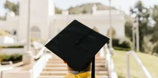 5 Smart Money Moves to Make Before You Graduate from College Forever 5 Smart Money Moves to Make Before You Graduate from College Forever finance