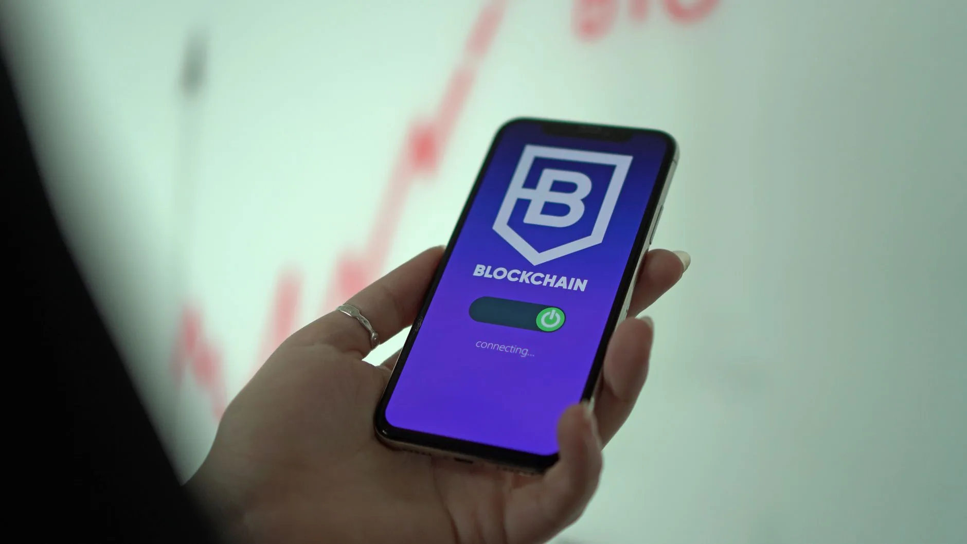 How Blockchain Revolutionizes Lending: Tapping into the Power of Decentralized Finance